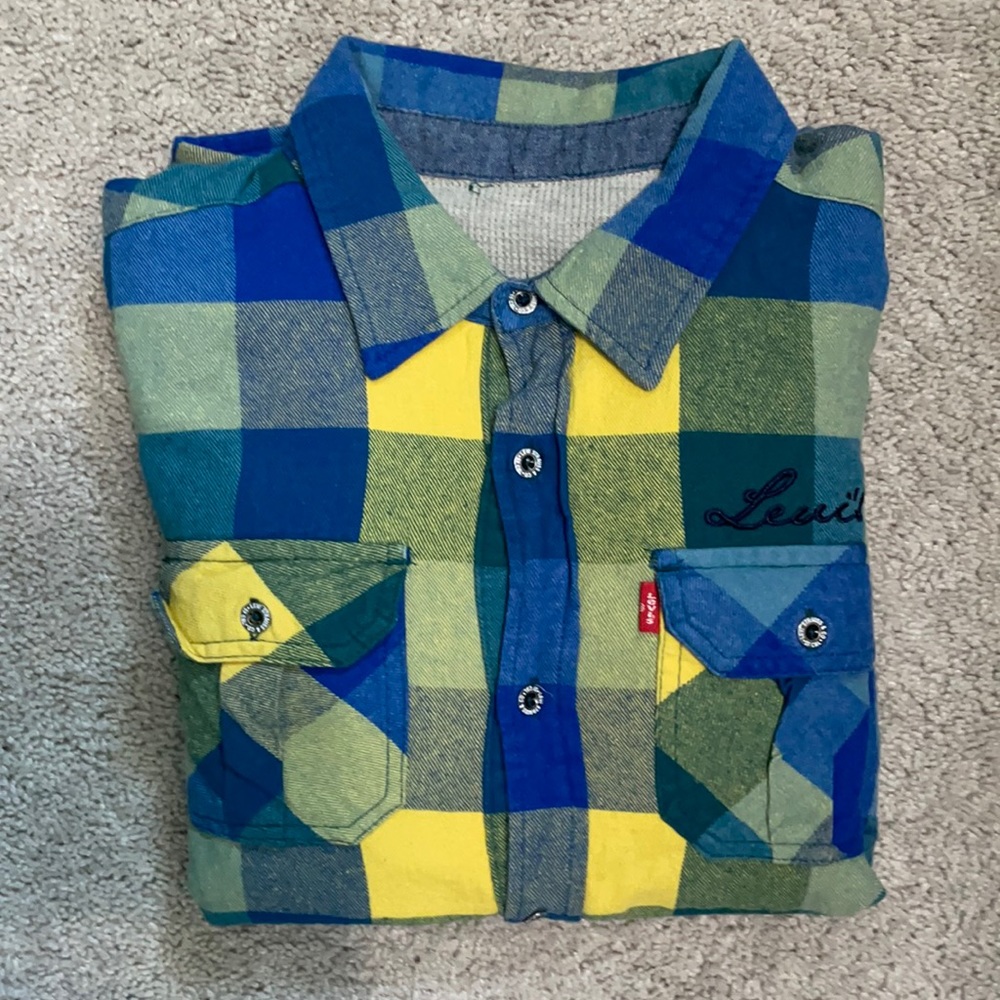 Boys Levi’s heavy button down shirt - Picture 9 of 9
